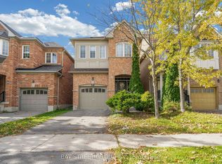 8 Carrier Cres, Vaughan, ON L6A0T9