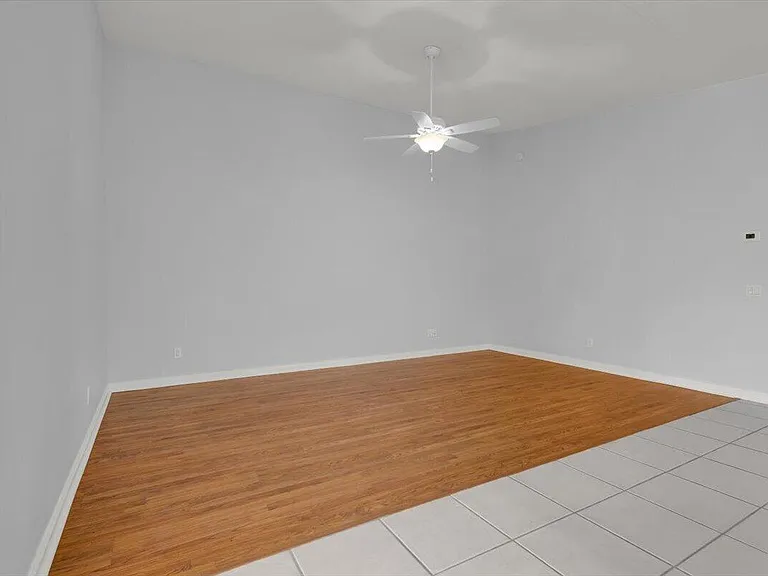 10882 SW Dardanelle Dr — Photo 19