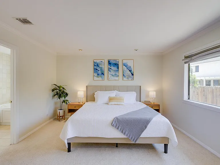 25425 Mandarin Ct — Photo 41