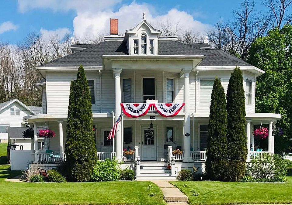 Roy House est. 1902