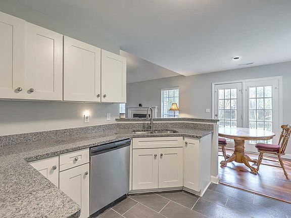 5th image of 5513 Gallatin Ln