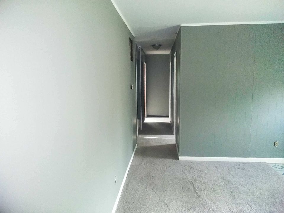 2nd image of 750 Maple Ln