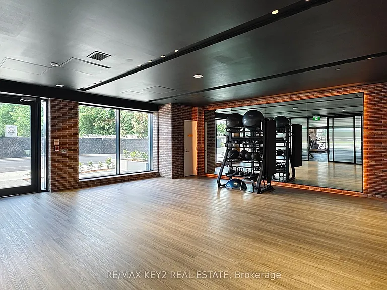 4010 Eglinton Ave W #710 — Photo 38