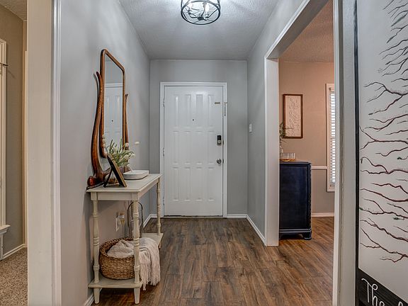 4th image of 5607 73rd St