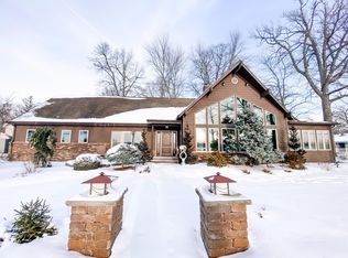 2001 Park Ave, Winona Lake, IN 46590