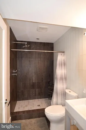 1538 Swann St NW #1 — Photo 9