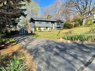 12213 W Kings Gate Rd, Knoxville, TN 37934