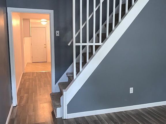 4th image of 330 Townsend St