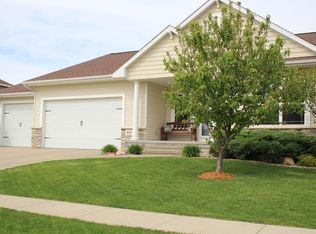 4913 Windmill Dr SW, Cedar Rapids, IA 52404