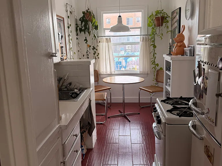 1141 Echo Park Ave #201 — Photo 3