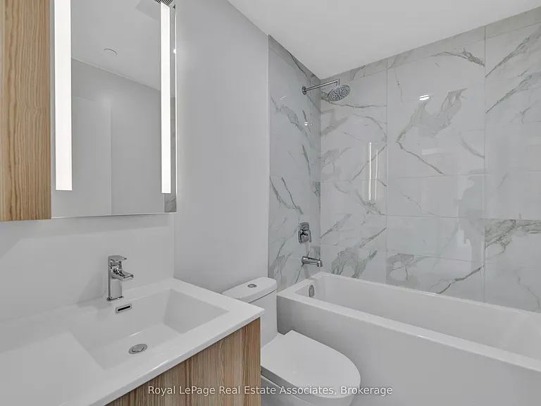 220 Missinnihe Way #324 — Photo 17