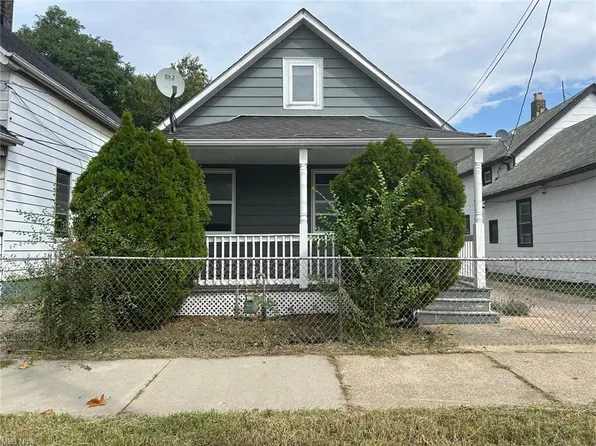 1607 E 34th St, Cleveland, OH 44114