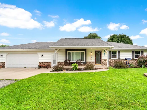 2940 N Bluemound Dr, Appleton, WI 54914