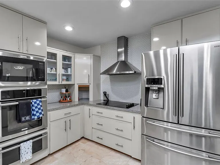 1542 SE Pinwheel Dr — Photo 31