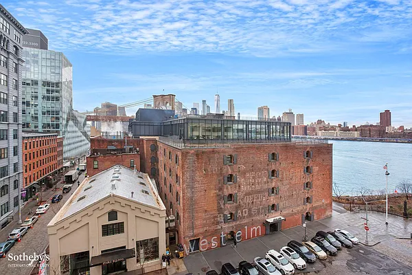 Sold by Sotheby's International Realty | media 10