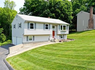 52 Wild Life Dr, Wallingford, CT 06492
