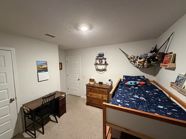 5699 Guinevere Ln — Photo 42