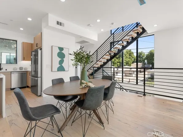 5740 N Canvas Ct, North Hollywood, CA 91601