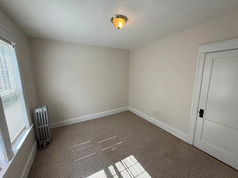 Courtland St — Photo 8
