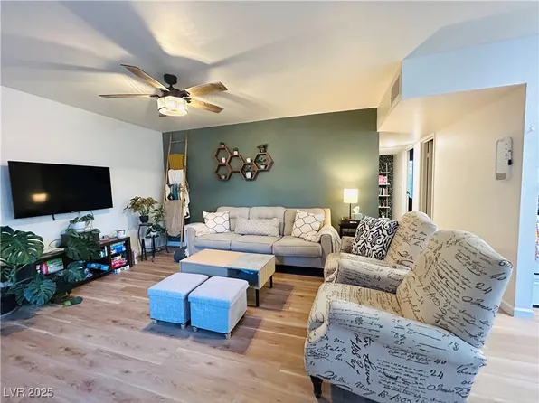 524 Fir St APT 203, Boulder City, NV 89005
