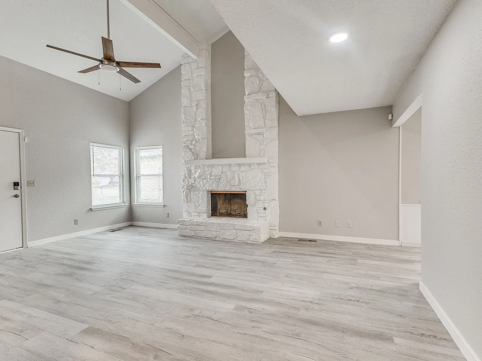 3 bed, 1518 sqft, $1,685 — Photo 3