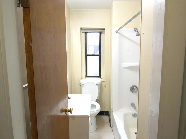 181 Northampton St #2.0 — Photo 7