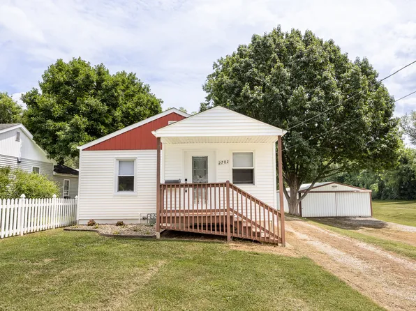2702 E Main St, Belleville, IL 62221