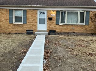 2764 S 52nd Pl, Milwaukee, WI 53219