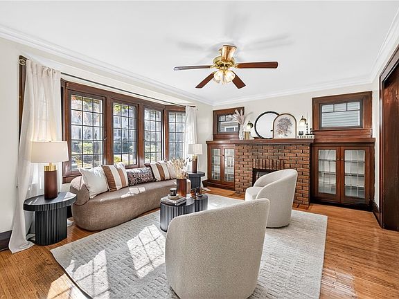 2nd image of 250 Terrace Park