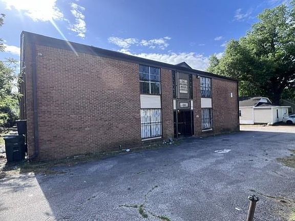 2nd image of 1088 National St