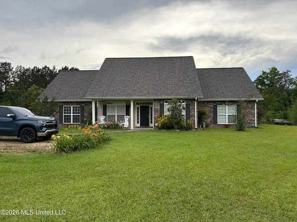 2710 W Lincoln Dr SW, Smithdale, MS 39664