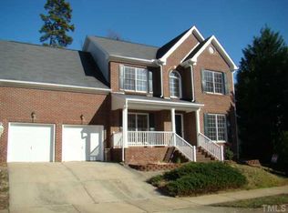 9009 Erinsbrook Dr, Raleigh, NC 27617