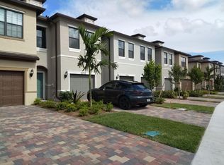 2350 Byron St, West Palm Beach, FL 33406