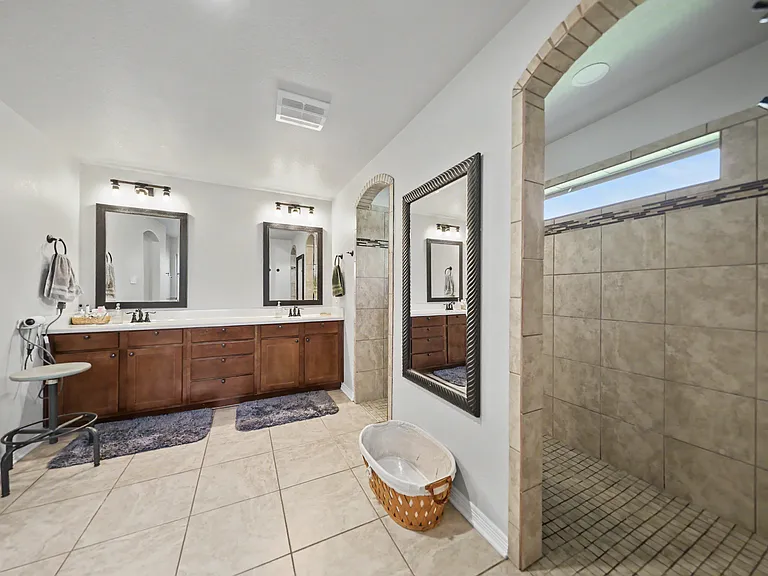 8413 Split Trail Cv — Photo 14