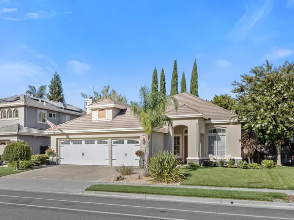 9520 Rancho Hills Dr, Gilroy, CA 95020