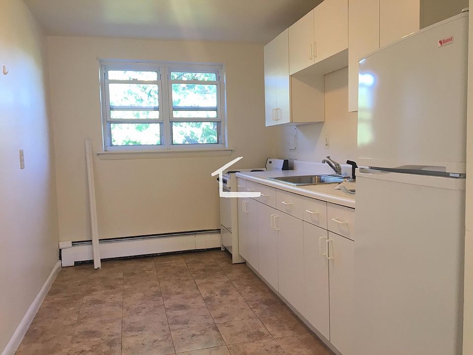 2nd image of 14 Vinal St #78C