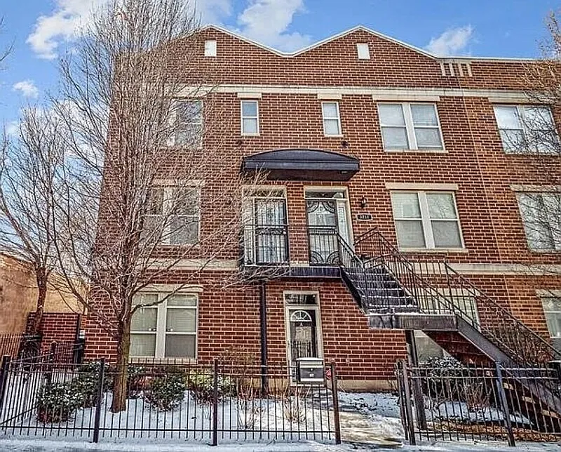 2 bed, 2.0 bath, 1474 sqft, $1,100 — Photo 1