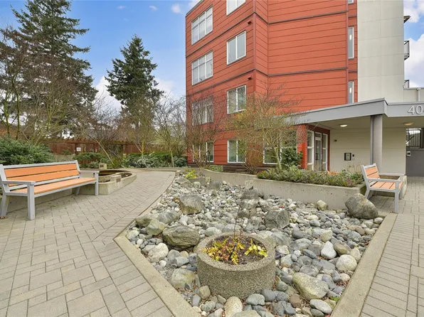 4040 Borden St #106, Saanich, BC V8X 2E9