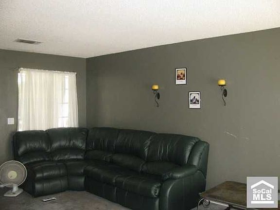 3rd image of 13460 Park Centre St