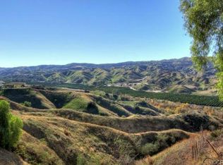 1211 W Sunset Dr, Redlands, CA 92373