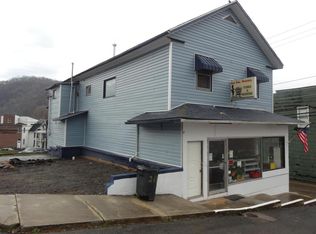 512 2nd Ave, Hinton, WV 25951
