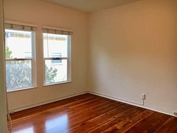 4th image of 9932 Robbins Dr APT 202
