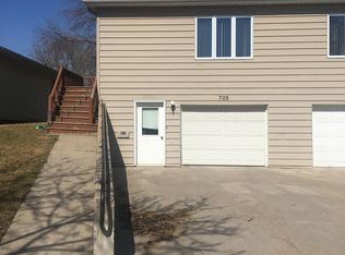 705 N Main St, Crookston, MN 56716