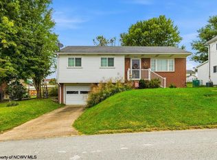 214 Cherry St, Bridgeport, WV 26330