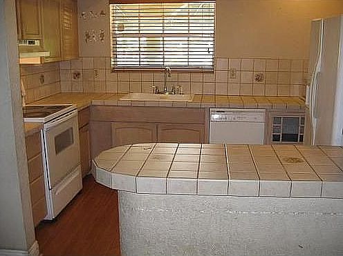 5th image of 13969 Lake George Ct