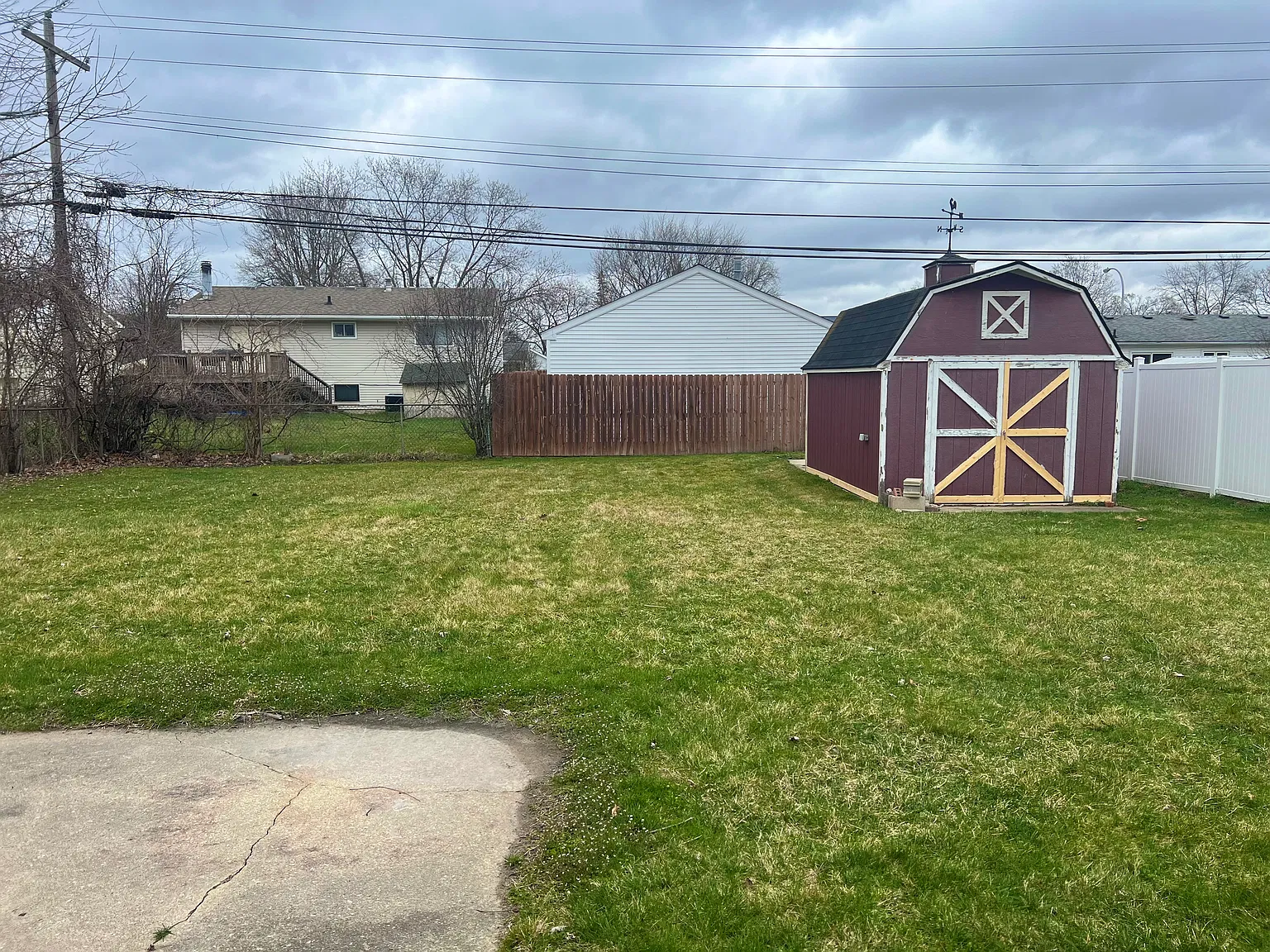 3 bed, 1008 sqft, $1,650 — Photo 2