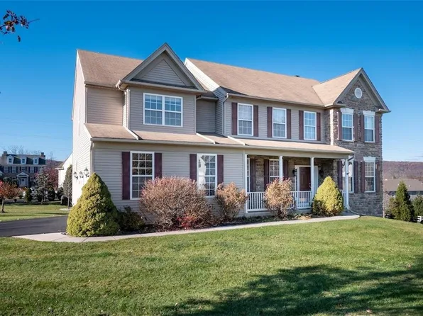 4925 Hycliff Chase, Center Valley, PA 18034