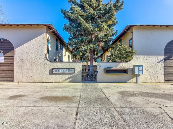 207 S 8th Ave APT 2, Yakima, WA 98902