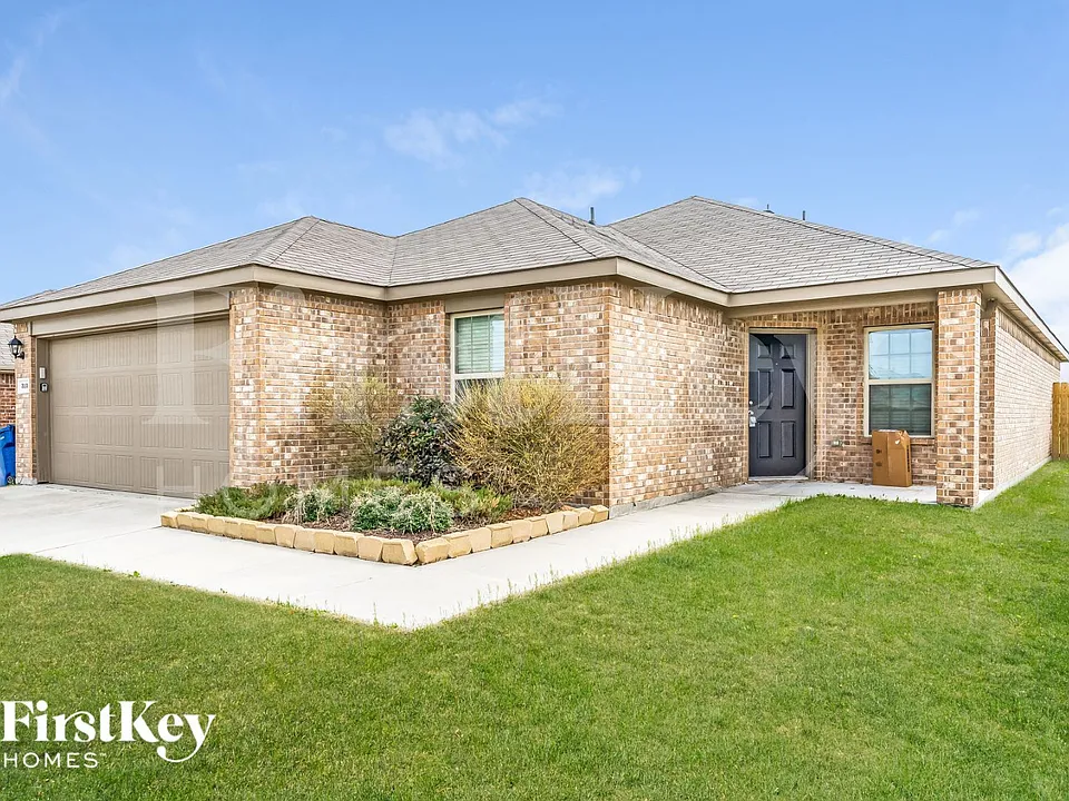 313 Plum Dr