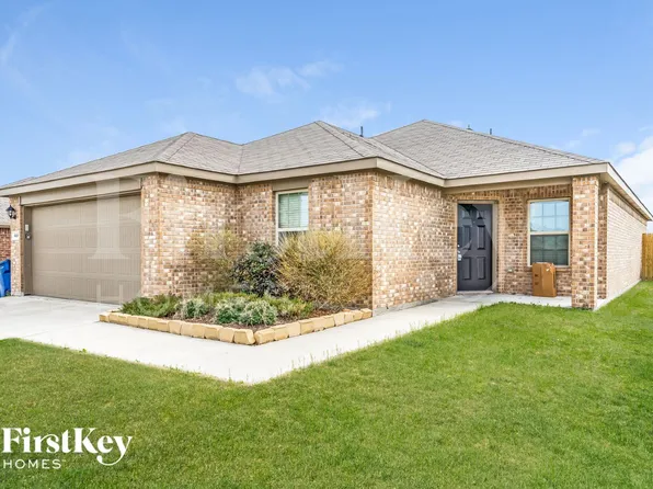 313 Plum Dr, Nevada, TX 75173